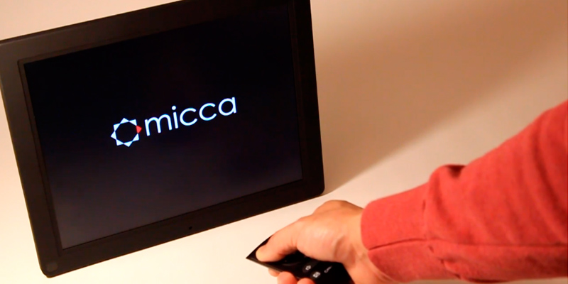 Review of Micca M803A Digital Photo Frame with Ultra Slim Design