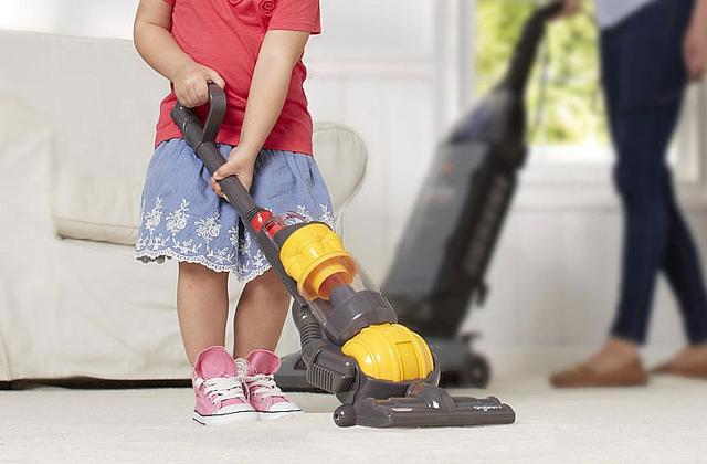 Best Toy Vacuums for Fun and Development  