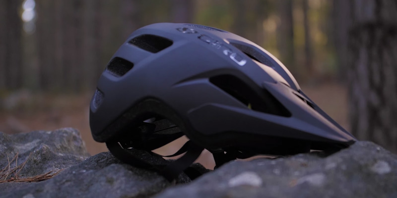 Review of Giro Fixture MIPS Adult Dirt Cycling Helmet