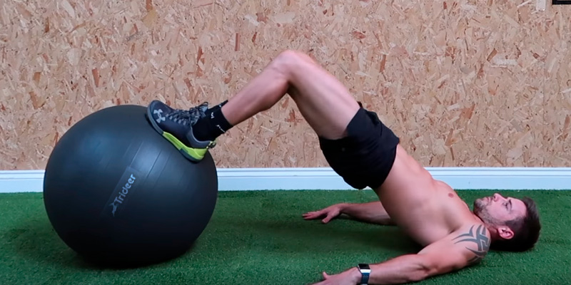 Trideer Extra Thick Exercise Ball in the use