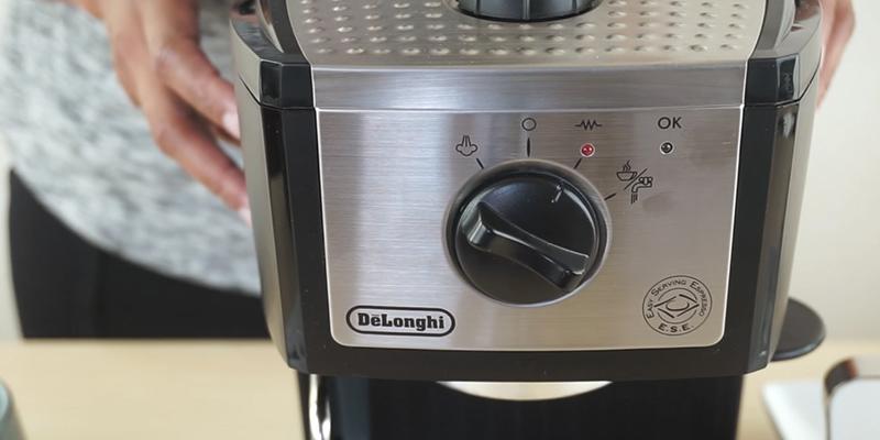 Review of Delonghi EC155 15 BAR Pump Espresso and Cappuccino Maker